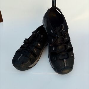 Keen Men's Newport H2 Steel-toed Water/Work Sandals Black/Black & Gray Size 11